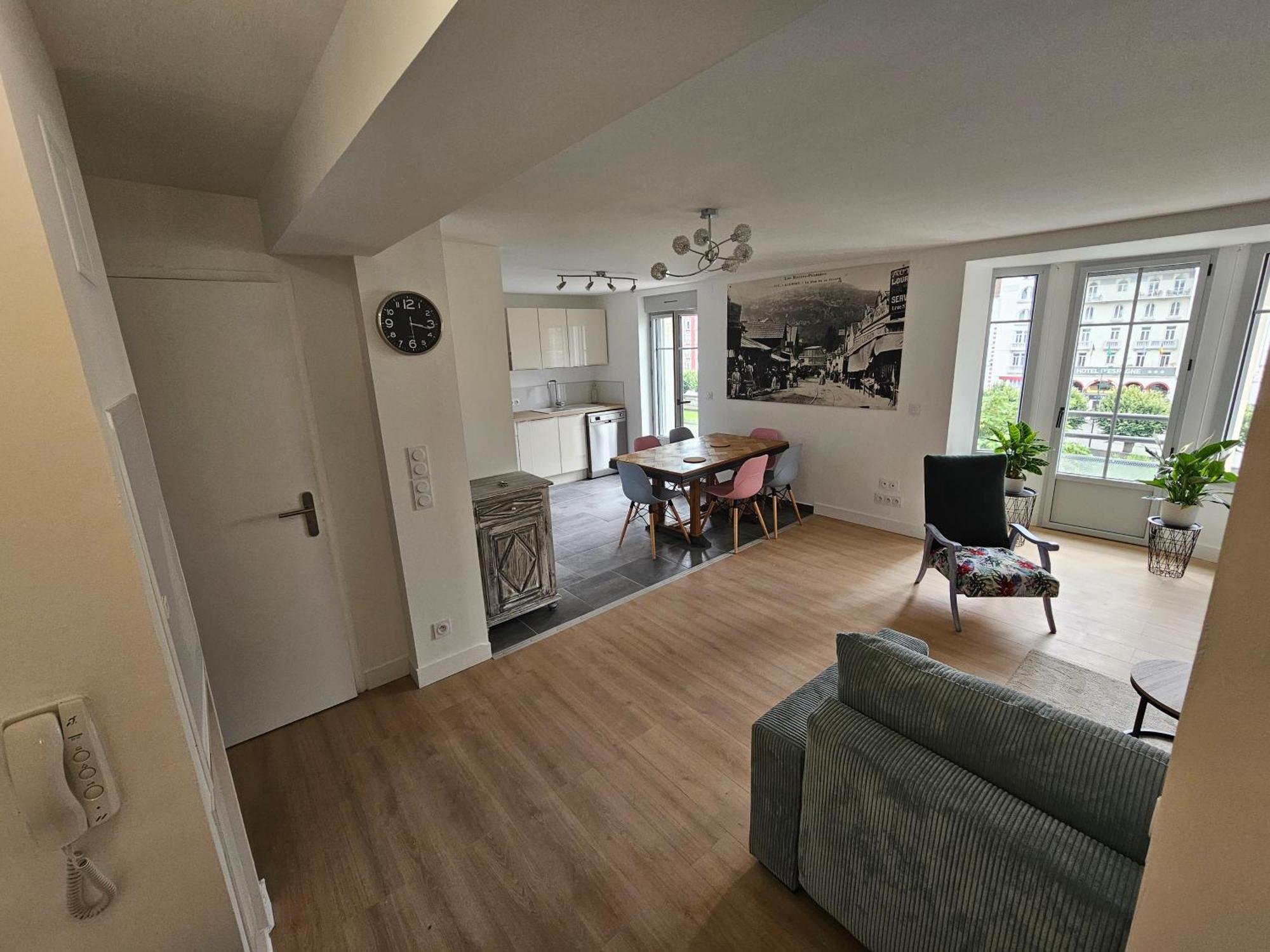 Le Chaleureux Lourdes Hyper Centre Apartman Kültér fotó